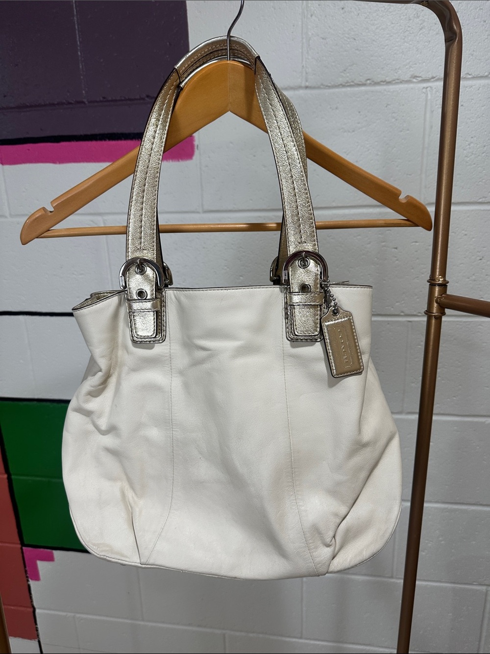 Coach White Genuine Leather Shoulder Tote with Metallic Gold Handles